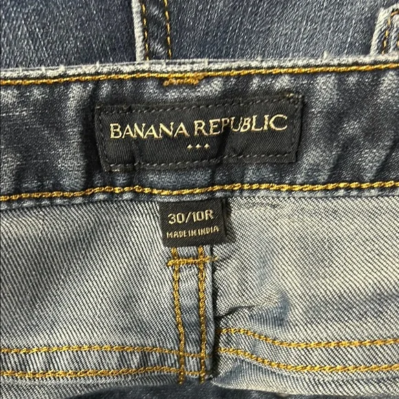 Banana Republic Women’s Dark Wash Jeans - Picture 4 of 6